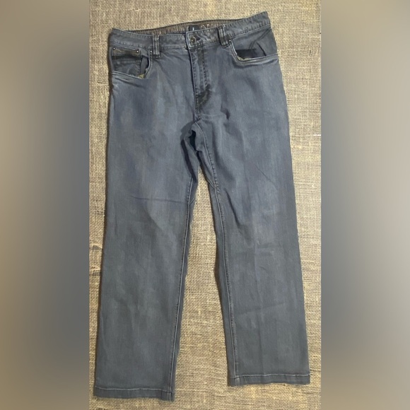 prAna Pants men’s size 35/32 Black Straight Leg Chino Style Cotton/Elastane USA - Picture 1 of 8